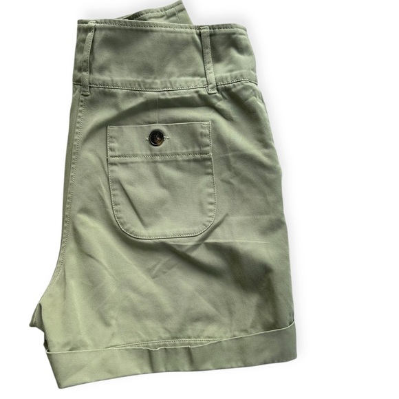 Sézane • Marcus Shorts Khaki Olive Green - Picture 11 of 13